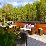 Large And Great Loft In Scenic Surroundings Apartmán *