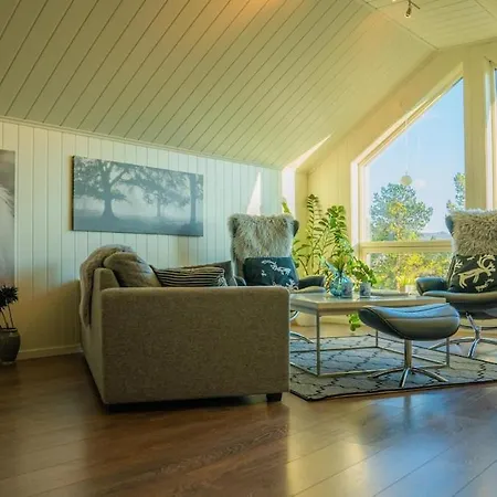 Large And Great Loft In Scenic Surroundings Alta